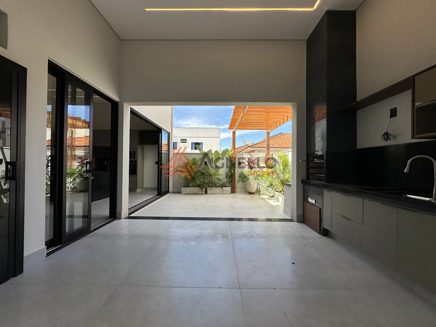 Comprar Casa / Bairro em Franca R$ 1.350.000,00 - Foto 2