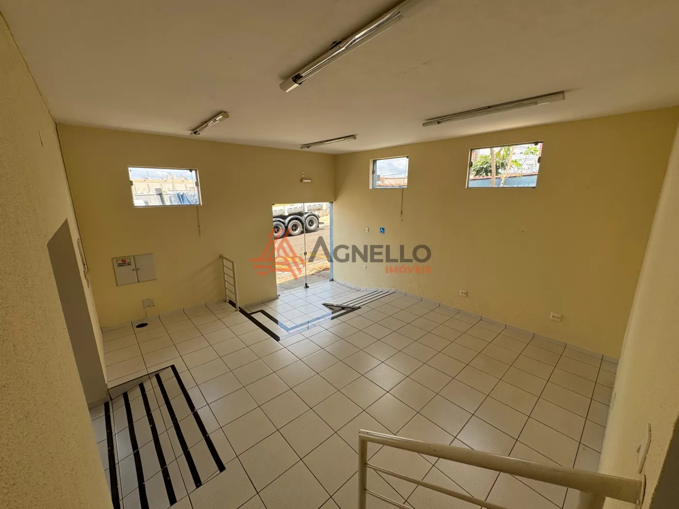 Alugar Comercial / Galpão em Franca R$ 12.000,00 - Foto 12