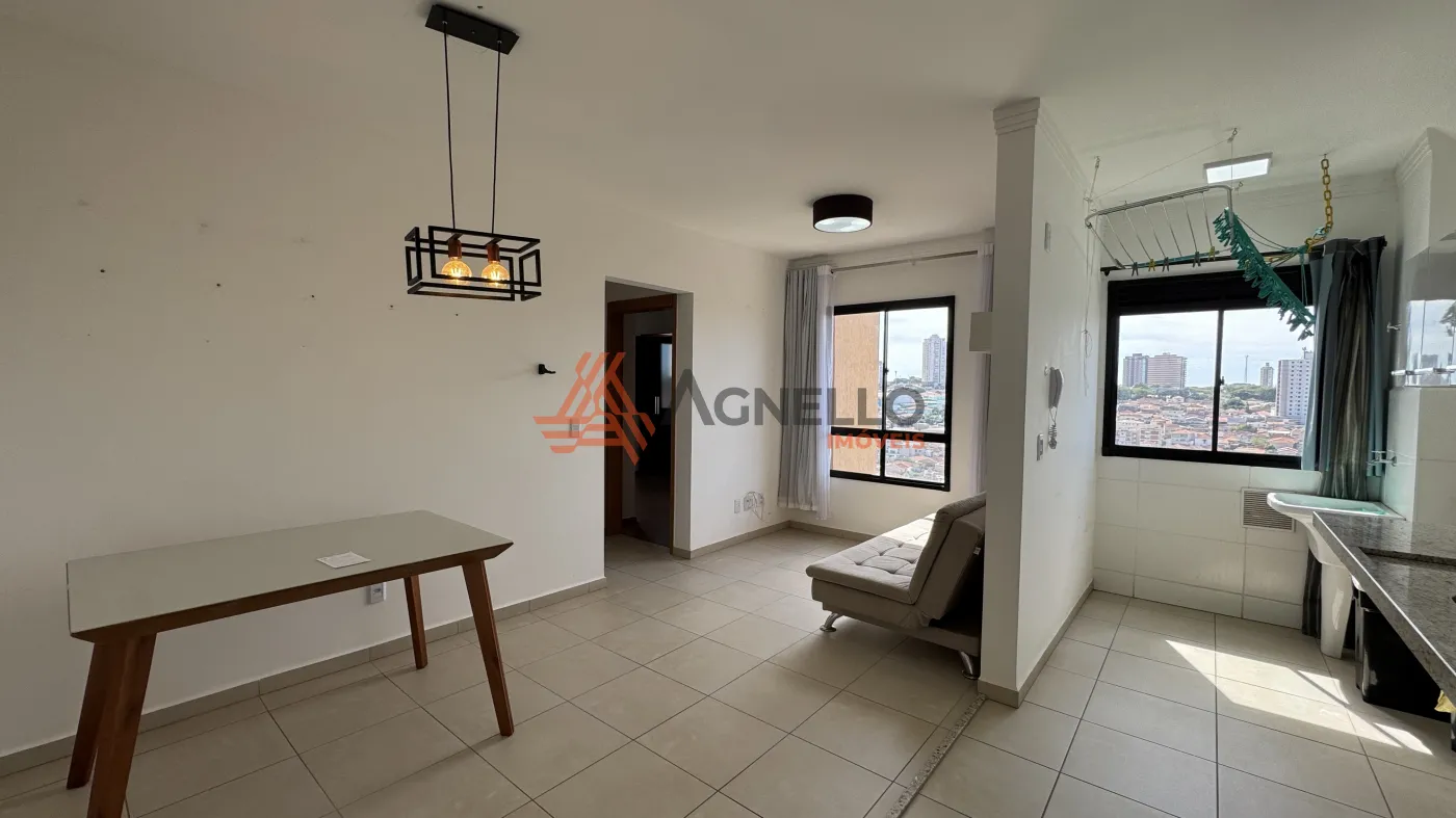 Comprar Apartamento / Padrão em Franca R$ 300.000,00 - Foto 1