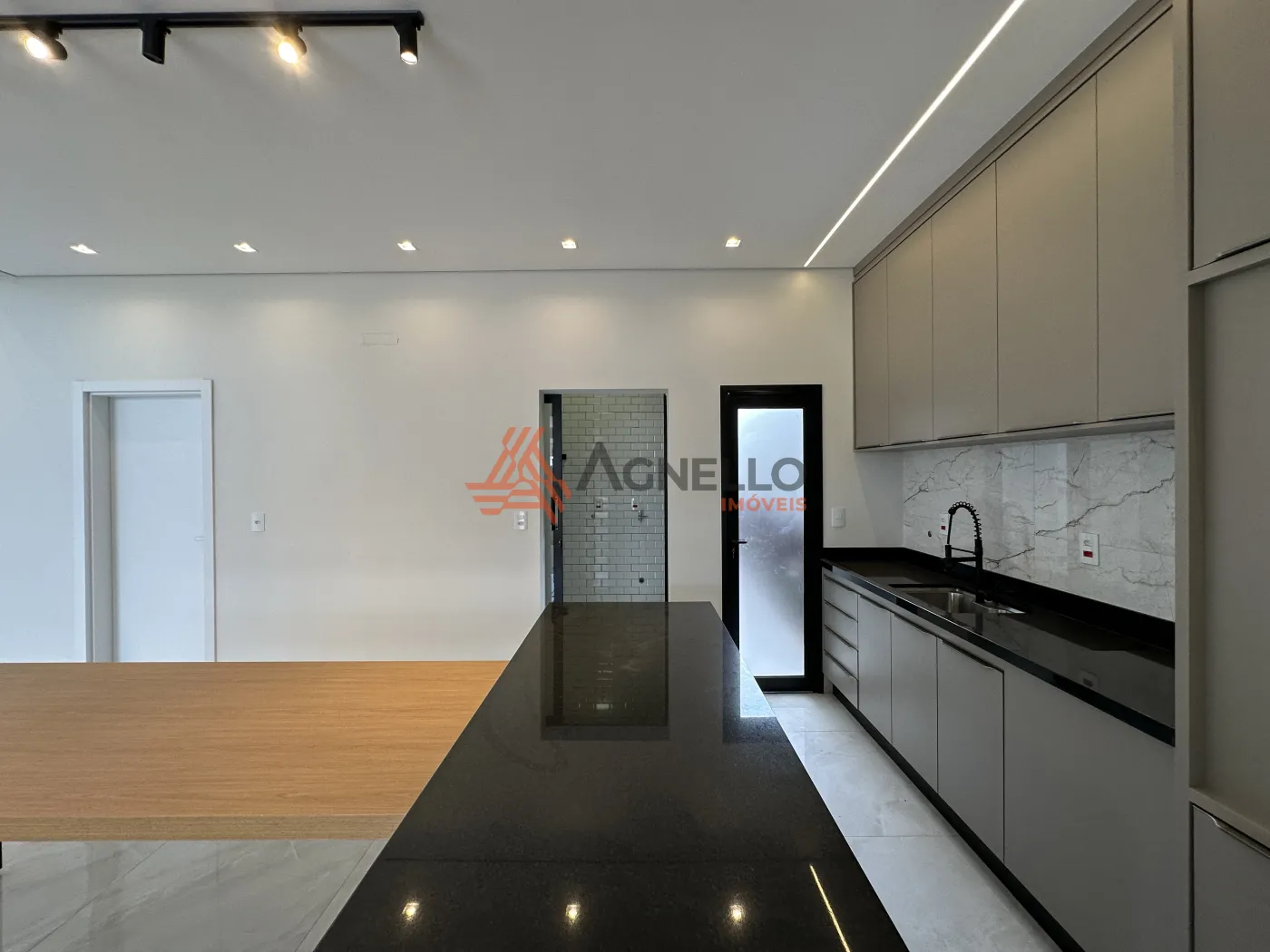 Comprar Casa / Bairro em Franca R$ 1.400.000,00 - Foto 8