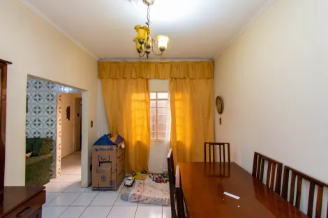 Alugar Casa / Bairro em Franca. apenas R$ 360.000,00