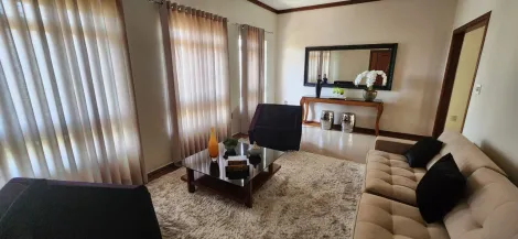 Vende-se ótima casa no Parque Francal!