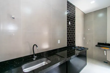 Aluga-se apartamento no Jardim Francano!