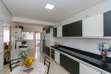 Franca Centro Apartamento Venda R$895.000,00 Condominio R$850,00 3 Dormitorios 3 Vagas 