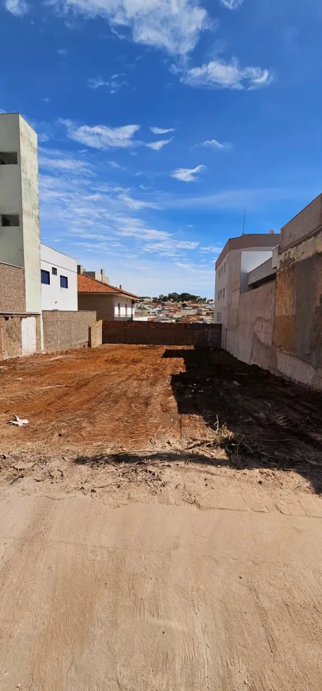 imagem 1 - Terreno - Em bairro imagem 1 - Terreno - Em bairro