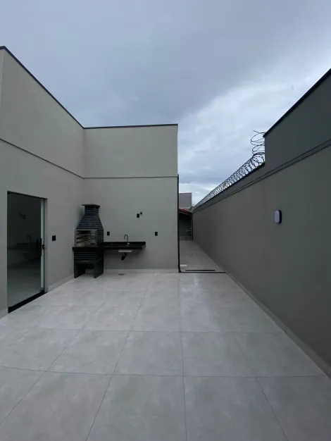 imagem 5 - Vende-se ótima casa localizada no Bairro Jardim Cambuí! imagem 5 - Vende-se ótima casa localizada no Bairro Jardim Cambuí!